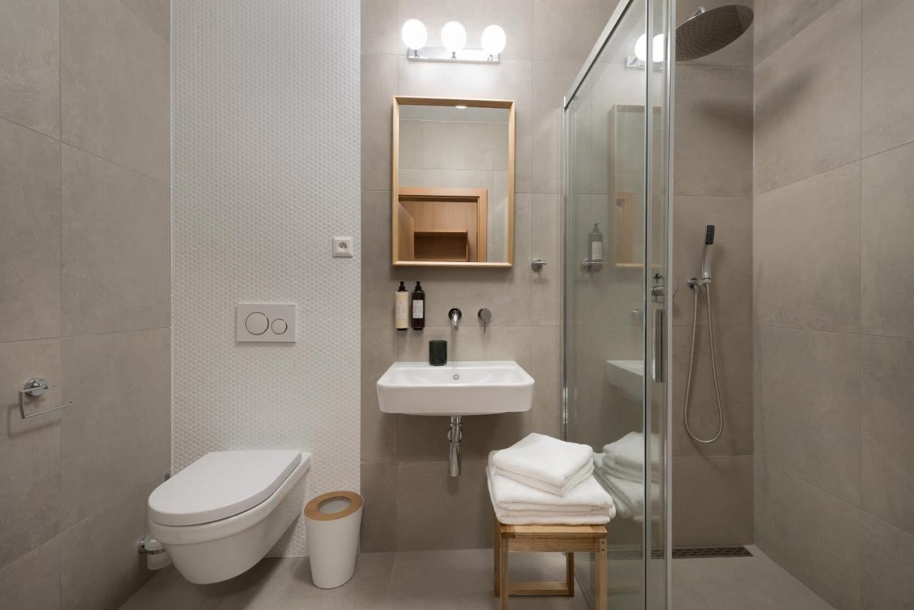 Hotel Tri Knizata Jihlava Buitenkant foto